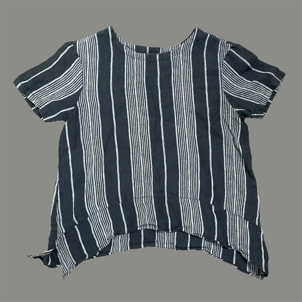 3/$25 Lord & Taylor gray and black linen striped shirt